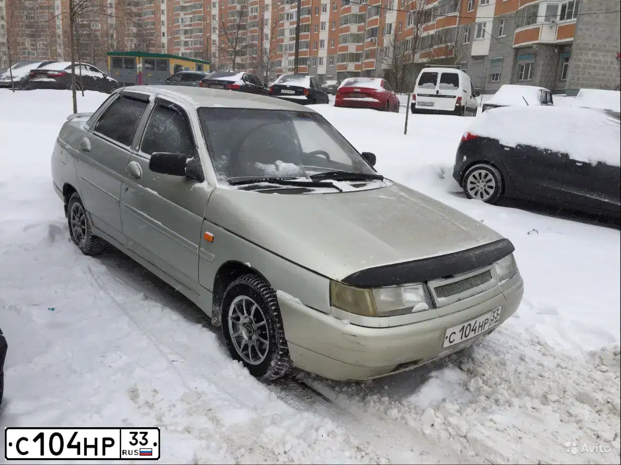 Фото автомобиля LADA 2110, 2004 — госномер М834МТ33. Цвет: БЕЖЕВЫЙ