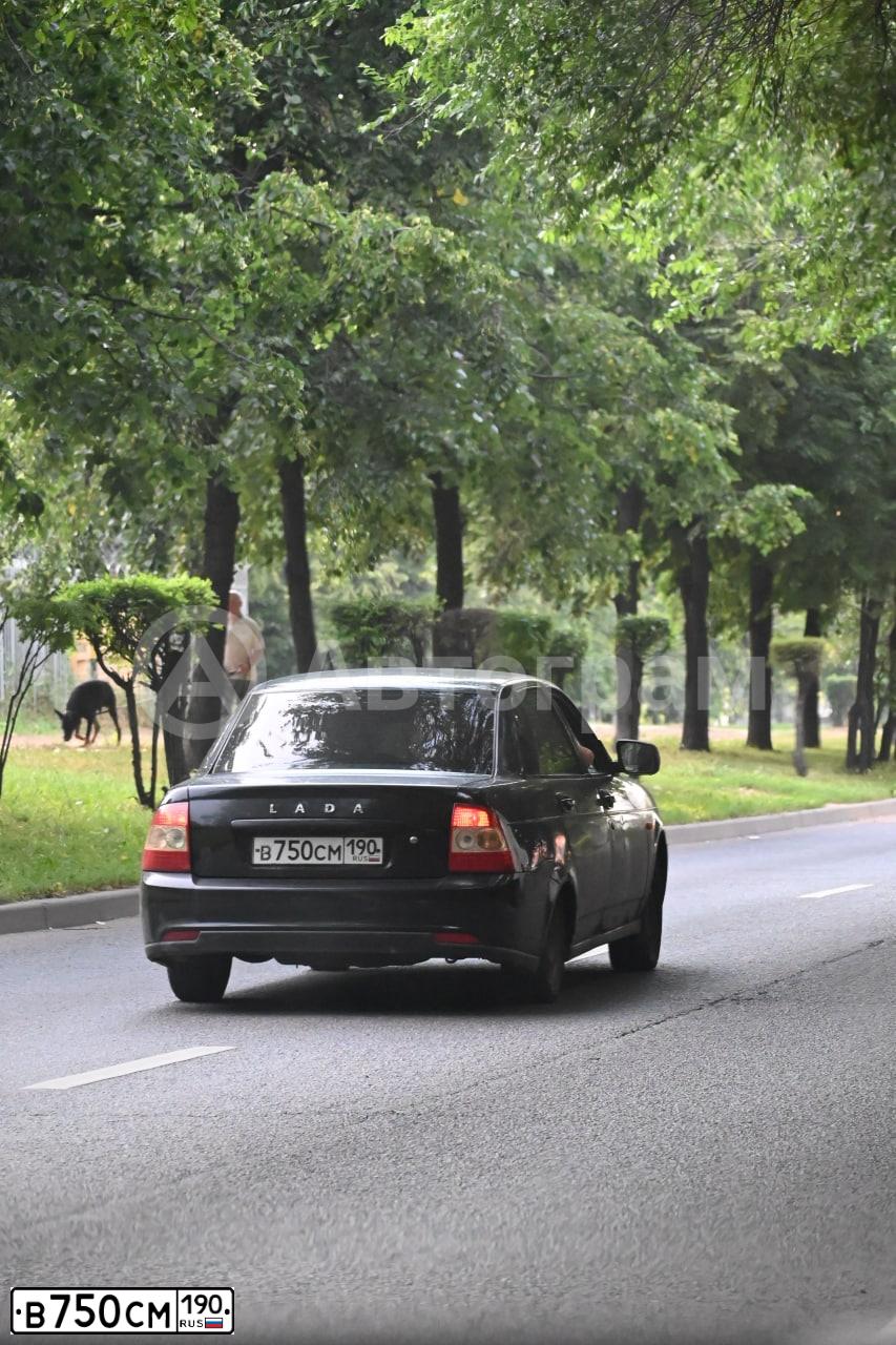 Фото автомобиля LADA 2170 PRIORA, 2007 — госномер В750СМ190. Цвет: ЧЕРНЫЙ