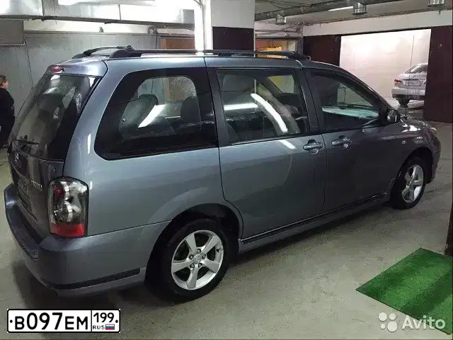 Фото автомобиля MAZDA MPV, 2003 — госномер К941СВ126. Цвет: СЕРЫЙ