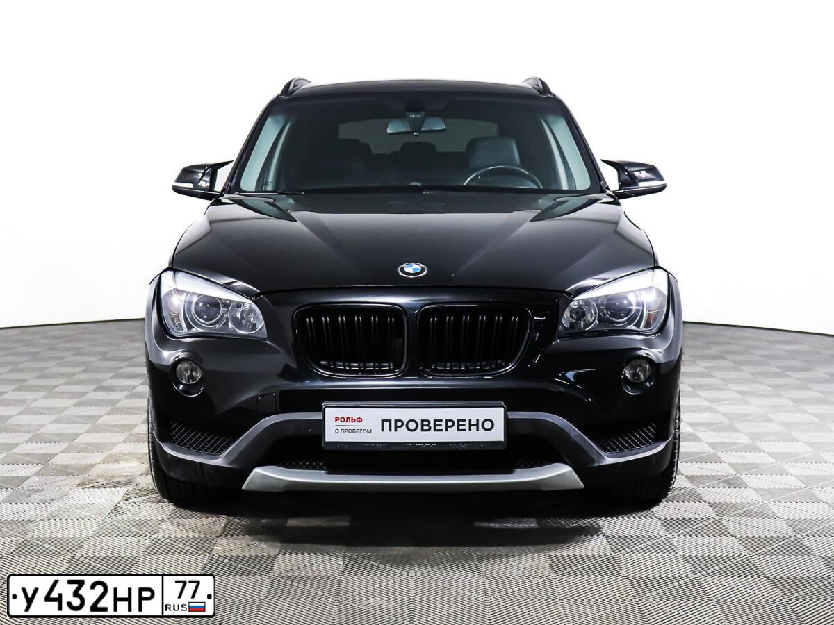 Фото автомобиля BMW X1, 2013 — госномер Р110ВС76. Цвет: ЧЕРНЫЙ
