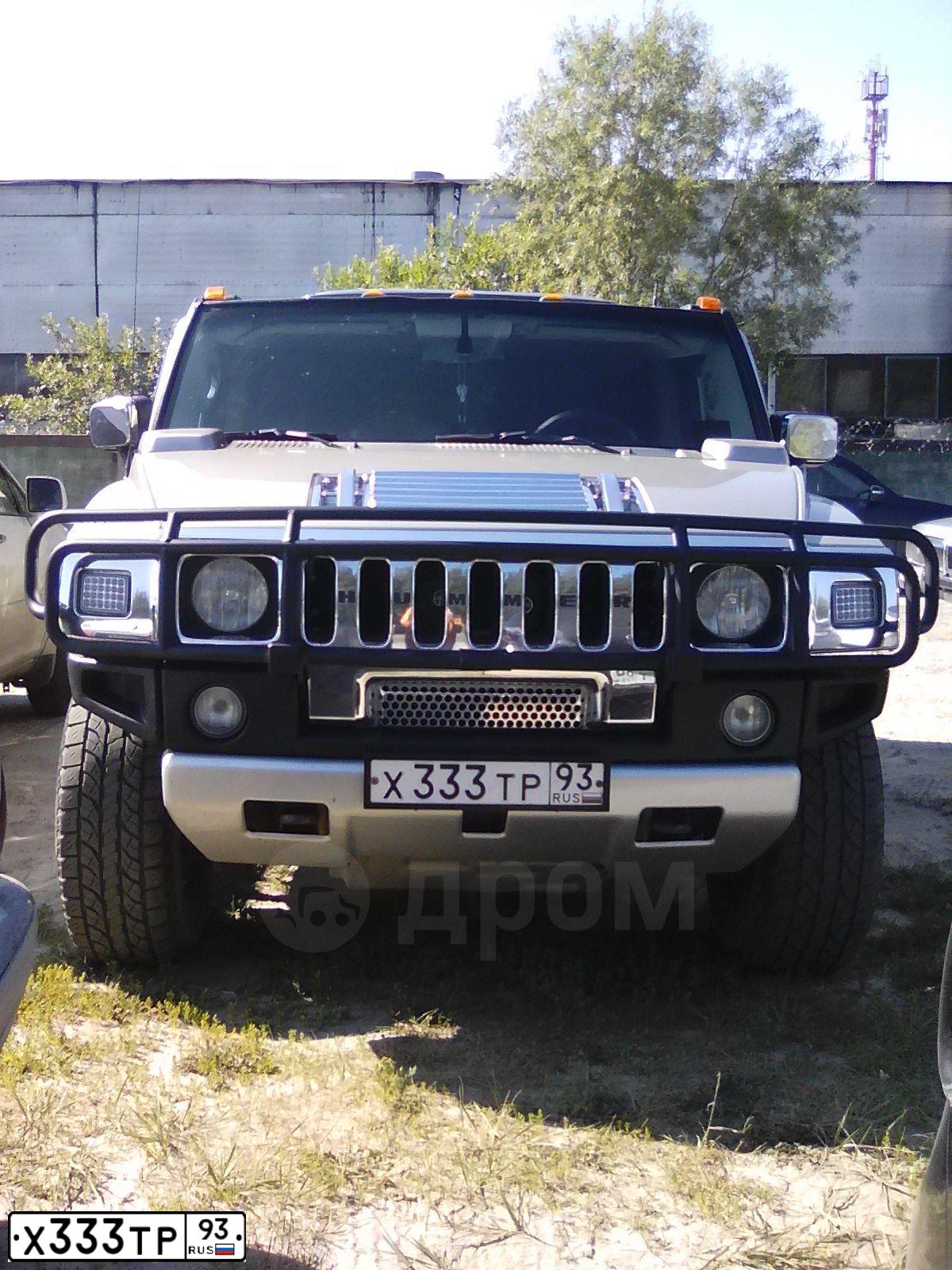 Фото автомобиля HUMMER H2, 2004 — госномер Н100ЕУ10. Цвет: СЕРЫЙ