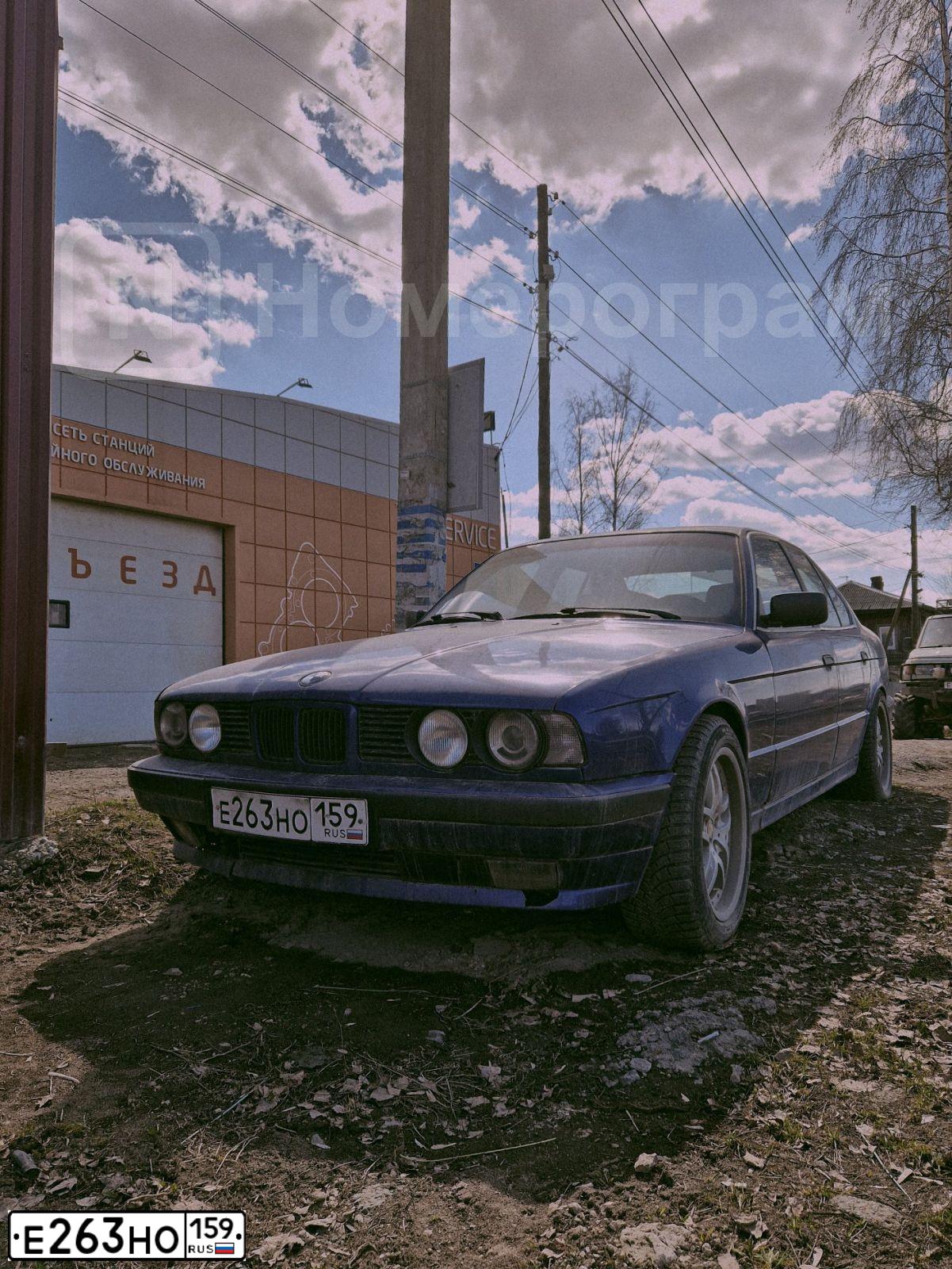 Фото автомобиля BMW SERIE 5, 1993 — госномер Е263НО159