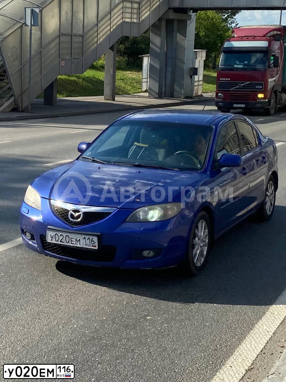 Фото автомобиля MAZDA 3, 2008 — госномер У020ЕМ116. Цвет: синий