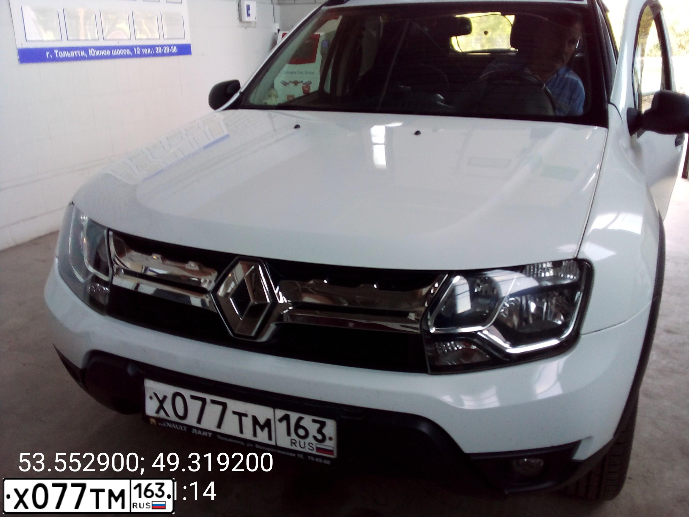Фото автомобиля RENAULT DUSTER, 2017 — госномер Х077ТМ163. Цвет: БЕЛЫЙ