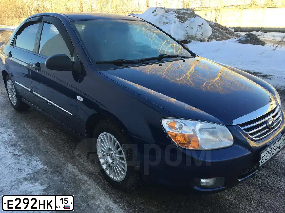 Фото автомобиля FORD FOCUS, 2007 — госномер Е292НК15. Цвет: Серебристый