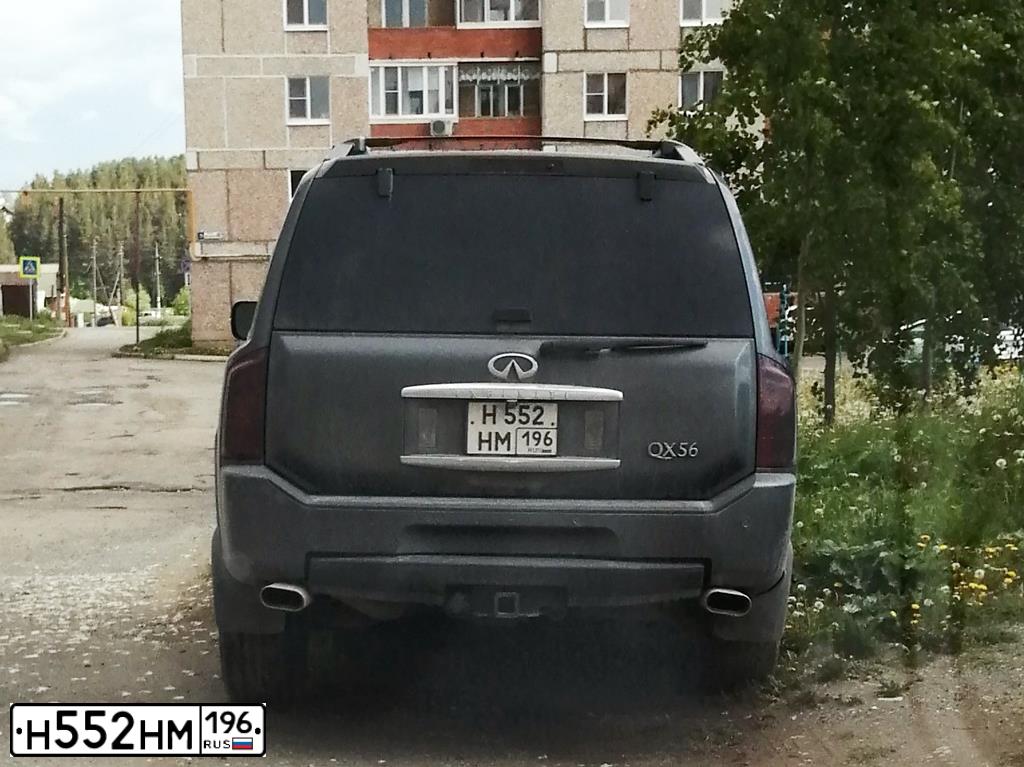 Фото автомобиля INFINITI QX80 /QX56/, 2004 — госномер В565ТУ186. Цвет: СЕРЫЙ