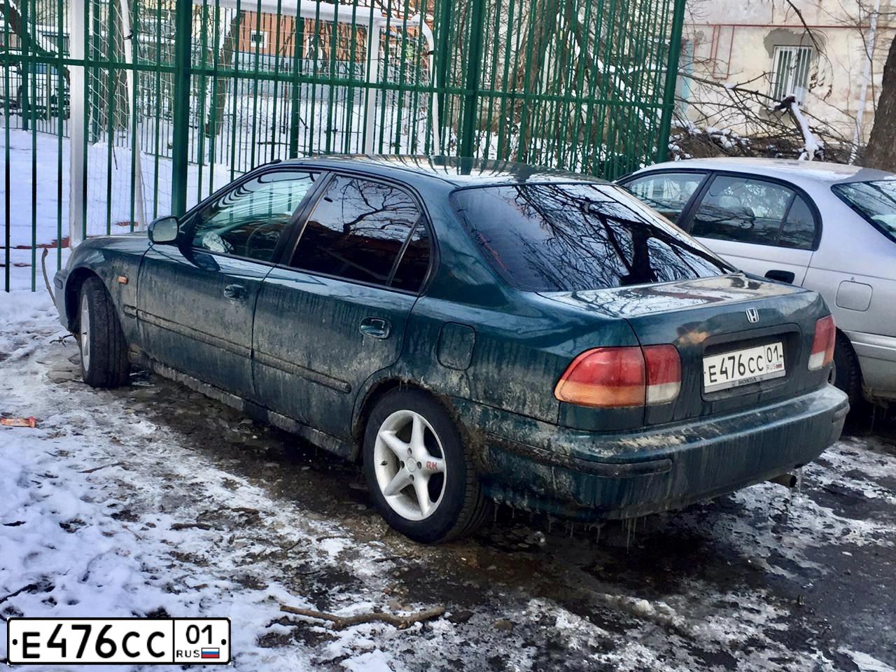 Фото автомобиля HONDA CIVIC, 1998 — госномер Е634МУ193. Цвет: Т.ЗЕЛЕНЫЙ