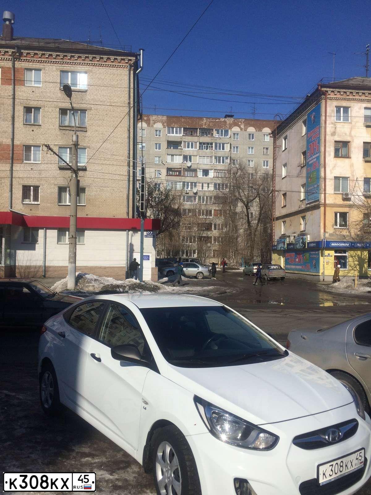 Фото автомобиля HYUNDAI SOLARIS, 2013 — госномер С827МХ45. Цвет: Белый