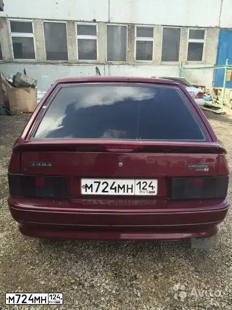 Фото автомобиля VAZ 2114 SAMARA, 2004 — госномер М724МН124. Цвет: КРАСНЫЙ