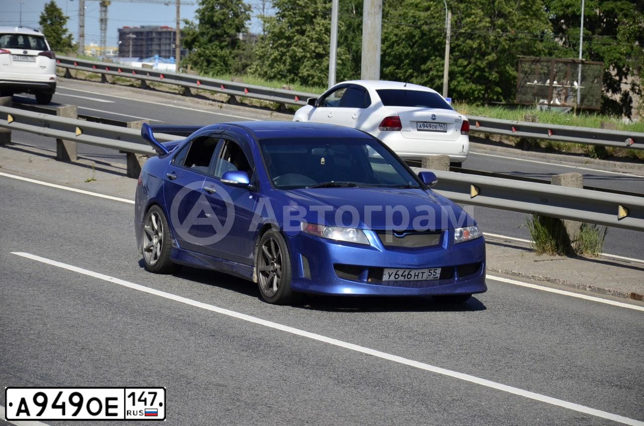 Фото автомобиля VOLKSWAGEN POLO, 2013 — госномер А949ОЕ147. Цвет: Белый