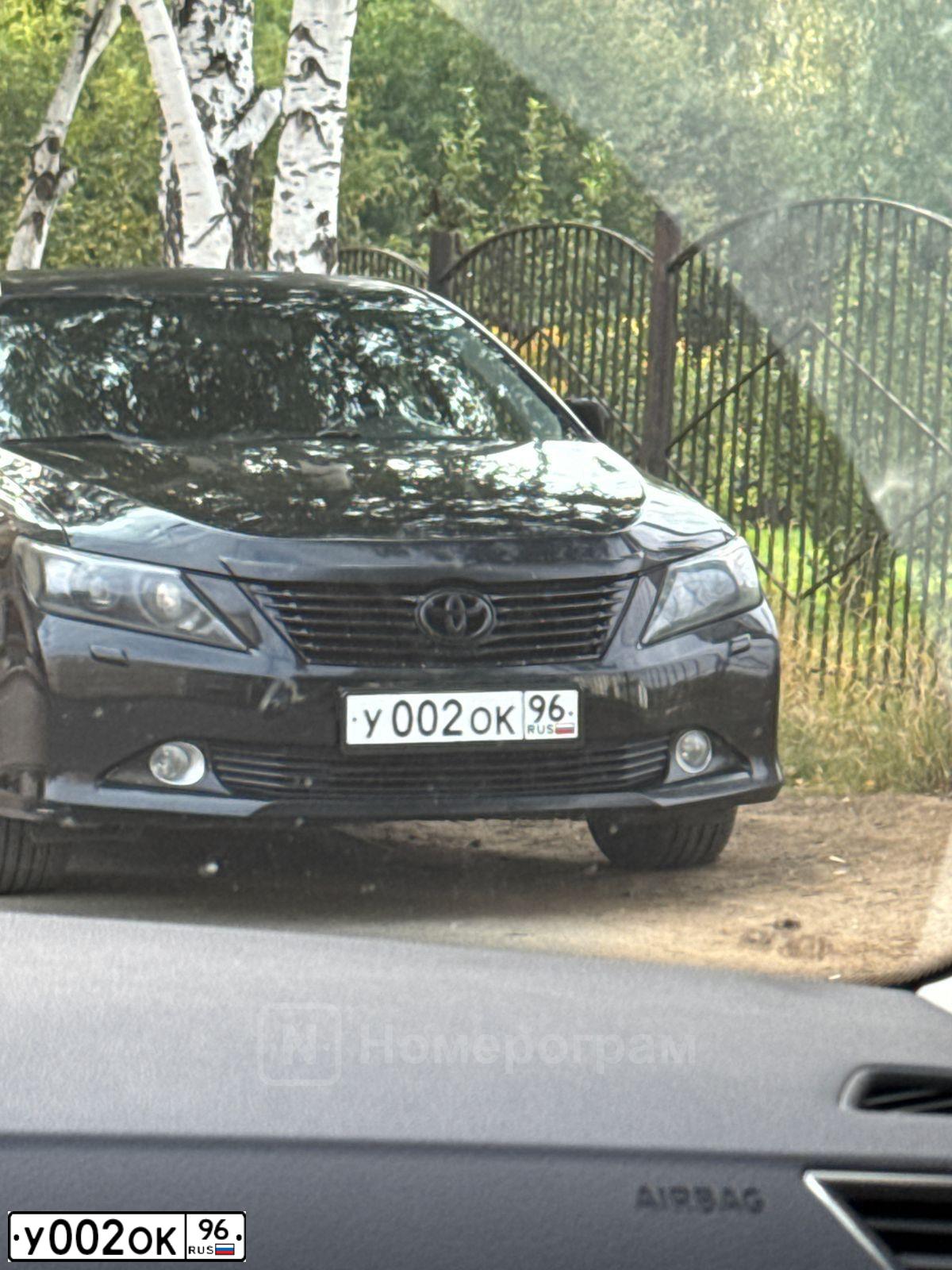 Фото автомобиля TOYOTA CAMRY, 2012 — госномер Х904РВ196. Цвет: ЧЕРНЫЙ