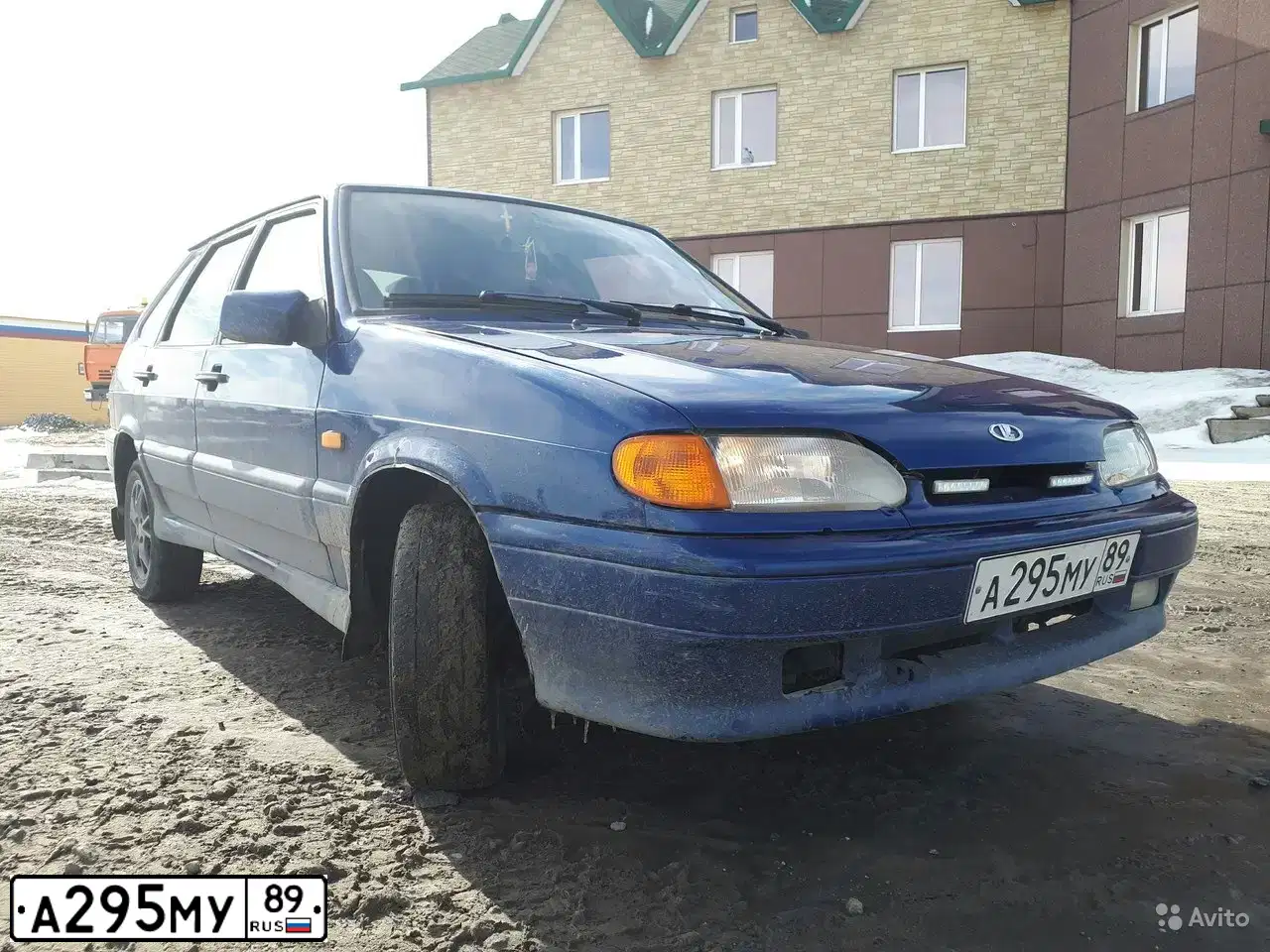 Фото автомобиля LADA 2114 SAMARA, 2002 — госномер М613ТМ21. Цвет: синий