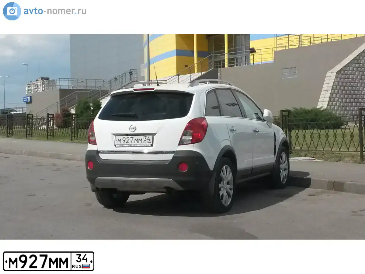 Фото автомобиля LADA 2112, 2002 — госномер К017МС761