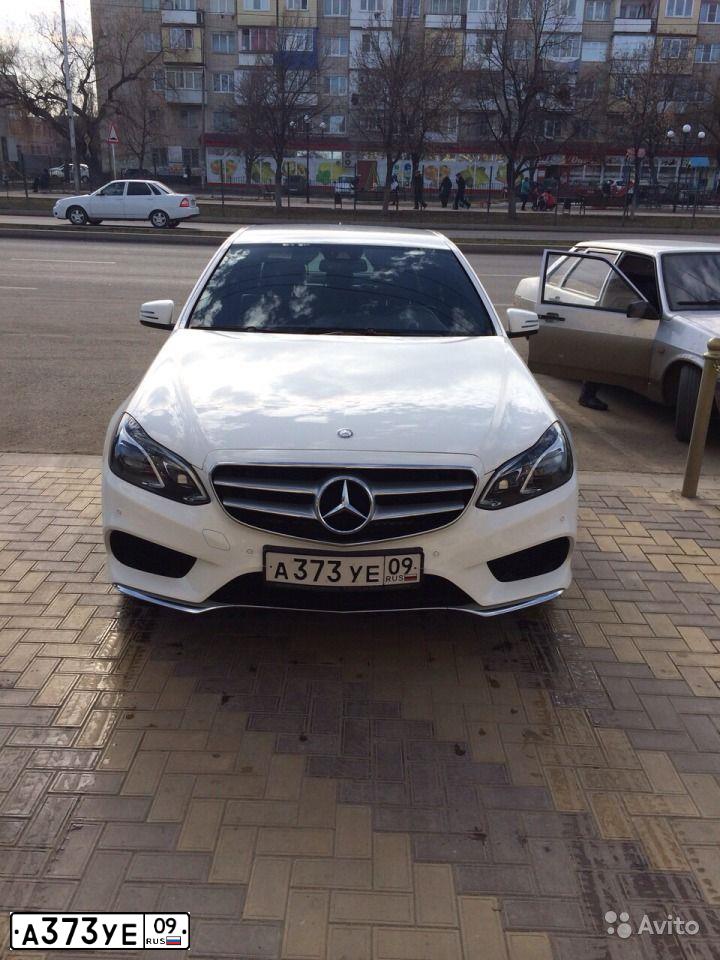 Фото автомобиля МЕРСЕДЕС-БЕНЦ E200, 2013 — госномер М365СТ82. Цвет: Белый