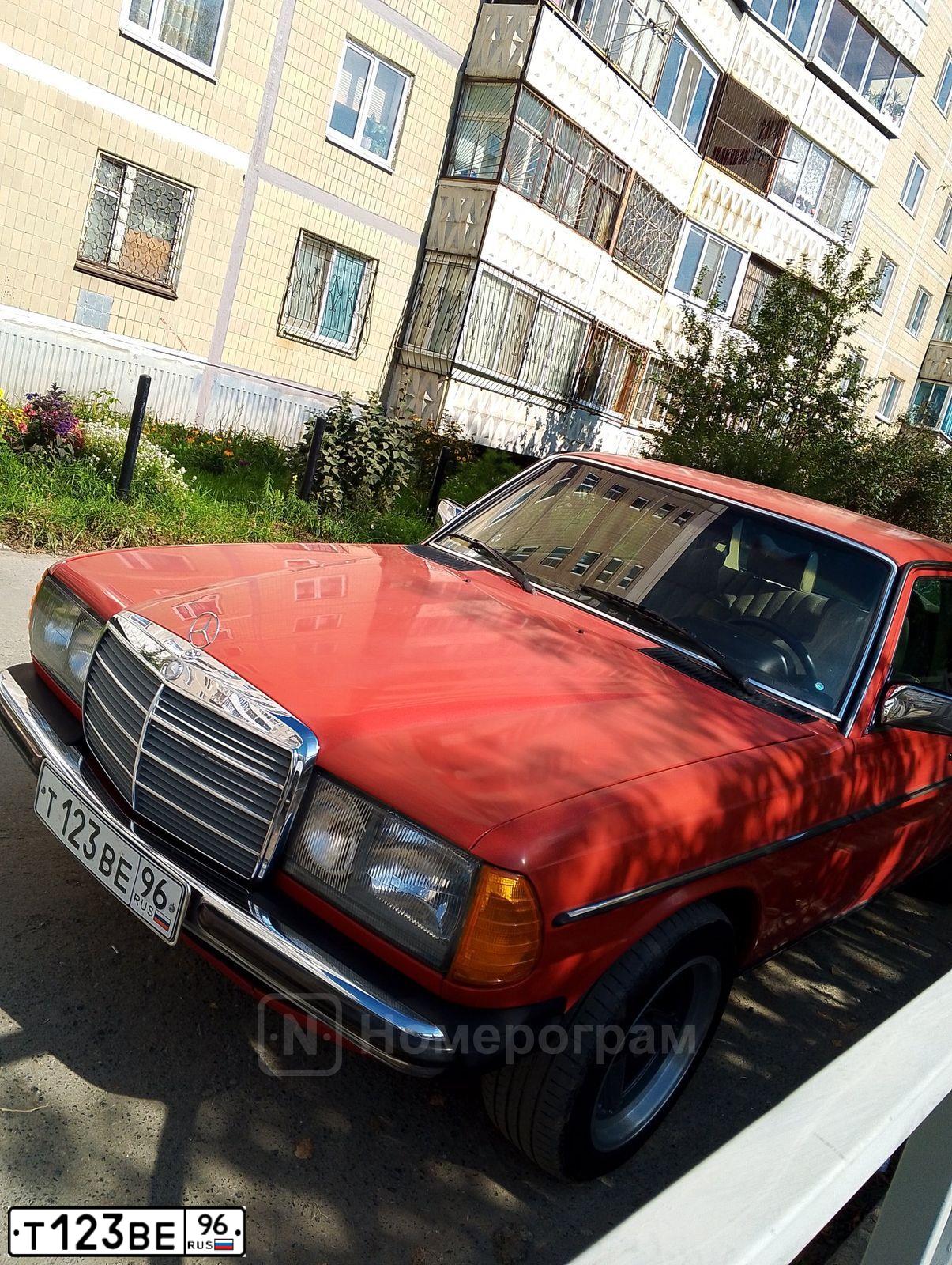 Фото автомобиля LADA PRIORA, 2008 — госномер Т676ТО196