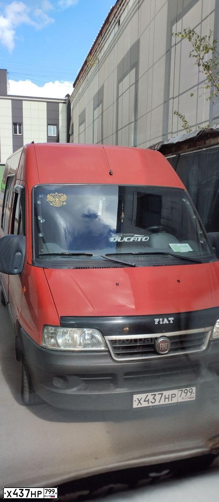Фото автомобиля FIAT DUCATO, 2011 — госномер Х437НР799. Цвет: Красный
