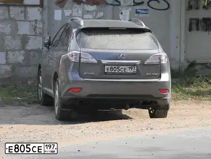 Фото автомобиля LEXUS RX, 2011 — госномер Е805СЕ197. Цвет: СЕРЫЙ