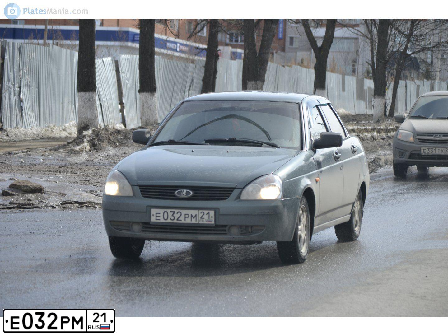 Фото автомобиля LADA 2170 PRIORA, 2010 — госномер К276ТМ82. Цвет: СЕРО-СИНЕ-ЗЕЛЕНЫЙ