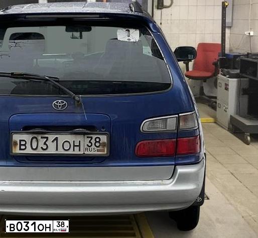 Фото автомобиля TOYOTA COROLLA, 1999 — госномер В031ОН38