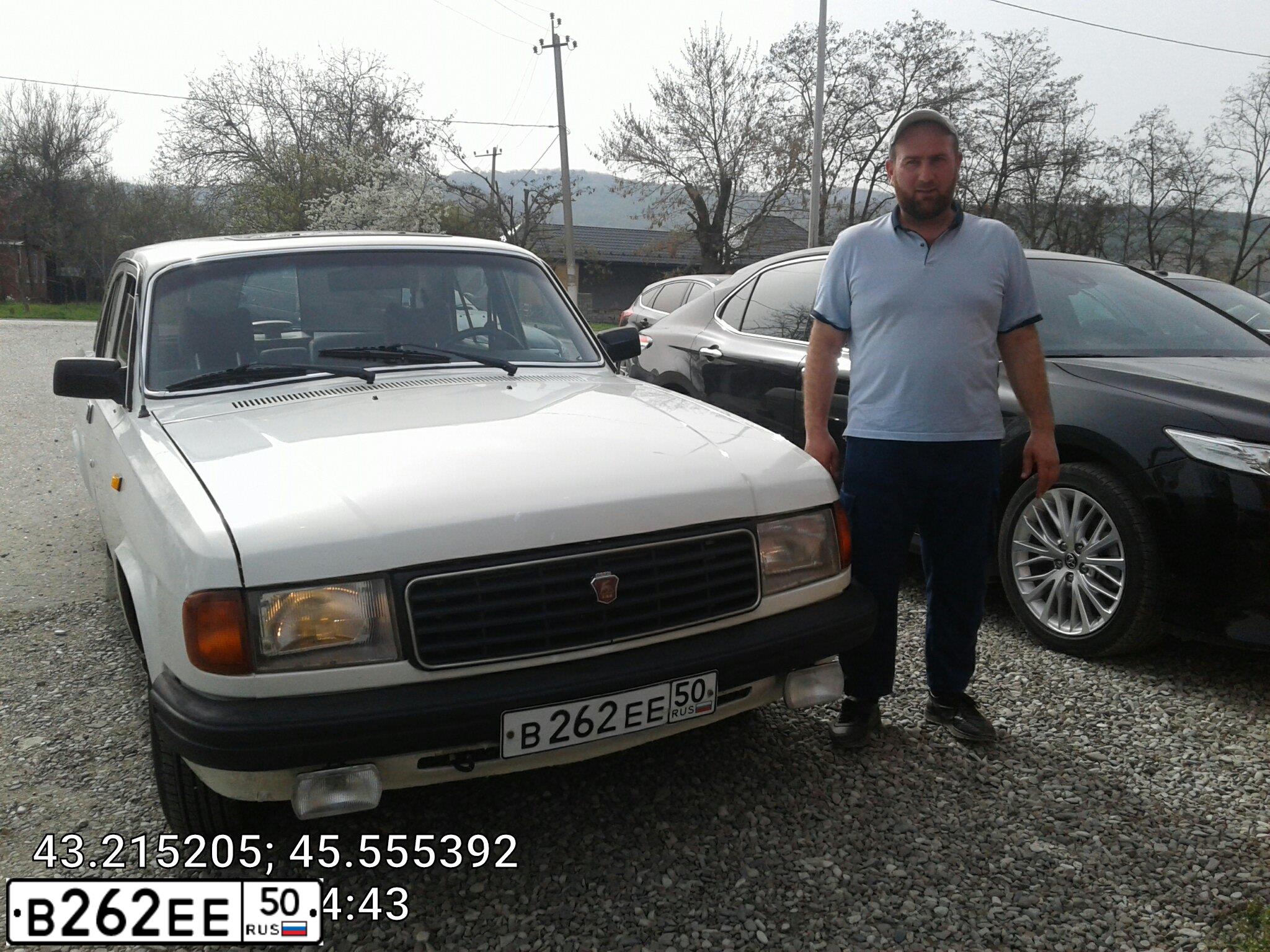 Фото автомобиля GAZ 3102 WOLGA, 1995 — госномер В262ЕЕ50. Цвет: СЕРО БЕЛЫЙ