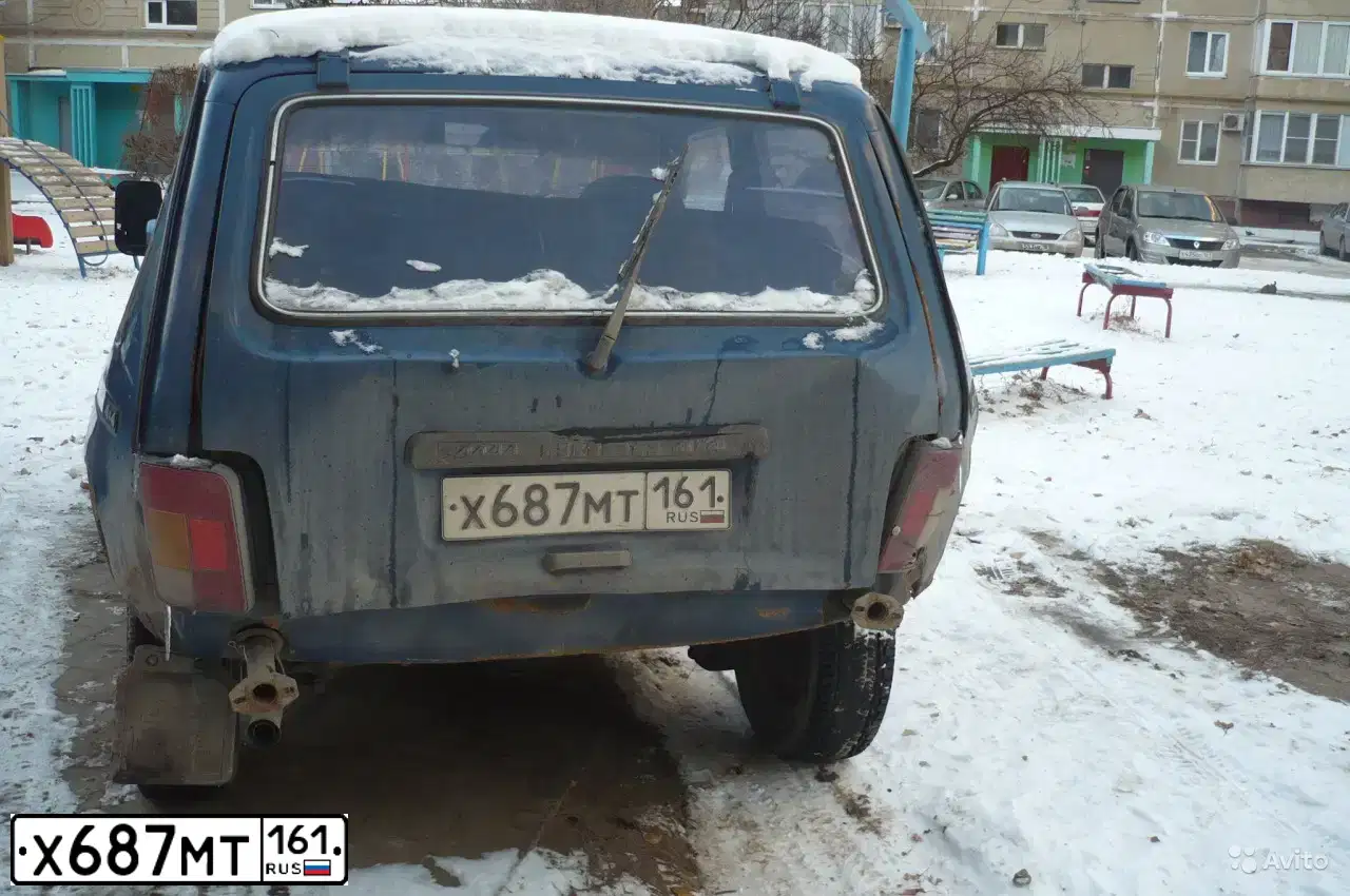 Фото автомобиля LADA 2121 NIVA, 2001 — госномер Х687МТ161. Цвет: сине-зеленый