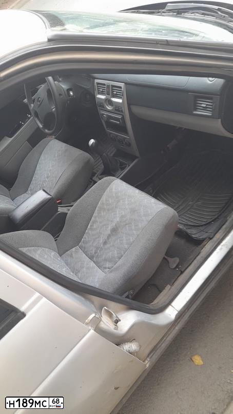 Фото автомобиля LADA 2172 PRIORA, 2008 — госномер Н189МС68. Цвет: СВЕТЛО-СЕРЕБРИСТЫЙ МЕТ.