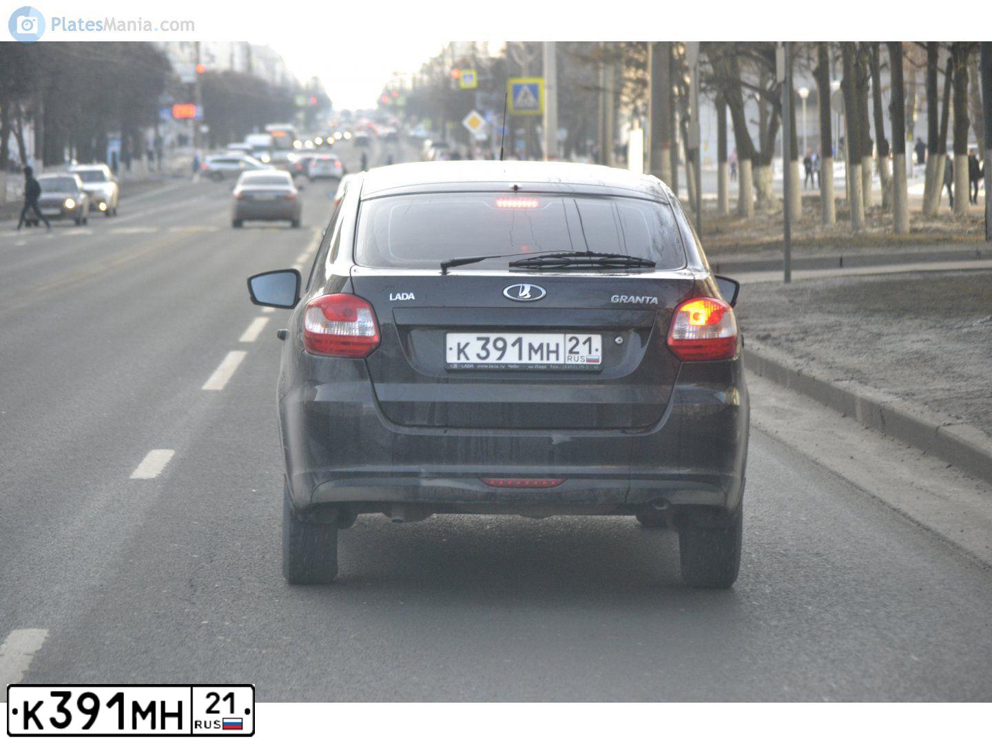 Фото автомобиля LADA 2191 GRANTA, 2015 — госномер Е100КМ763. Цвет: ЧЕРНЫЙ