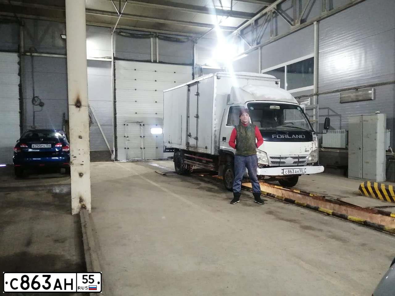 Фото автомобиля FORLAND BJ5043V8BEA-S9, 2011 — госномер М168РР154. Цвет: Белый