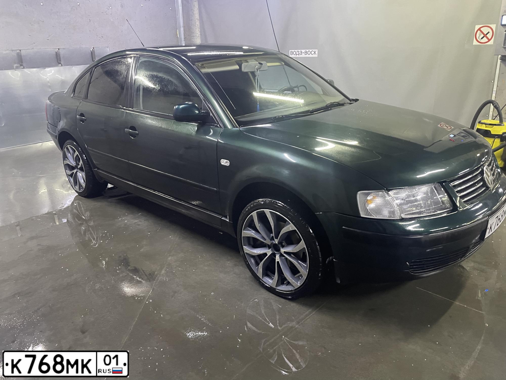 Фото автомобиля VOLKSWAGEN PASSAT, 1999 — госномер О733АР550. Цвет: ЗЕЛЕНЫЙ