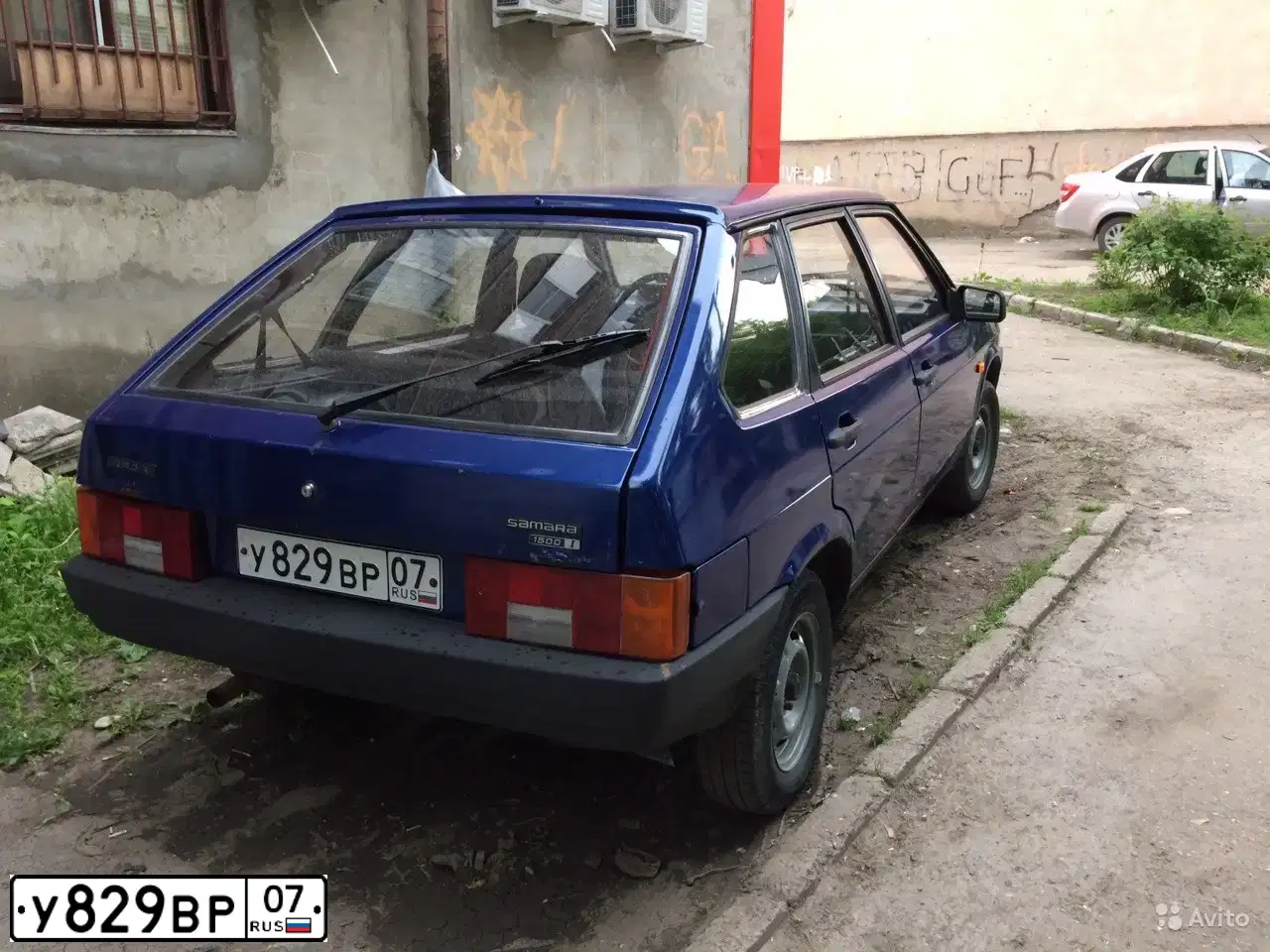 Фото автомобиля LADA 2109 SAMARA, 2003 — госномер У829ВР07. Цвет: СЕРЕБ  ЯРКО-СИНИЙ