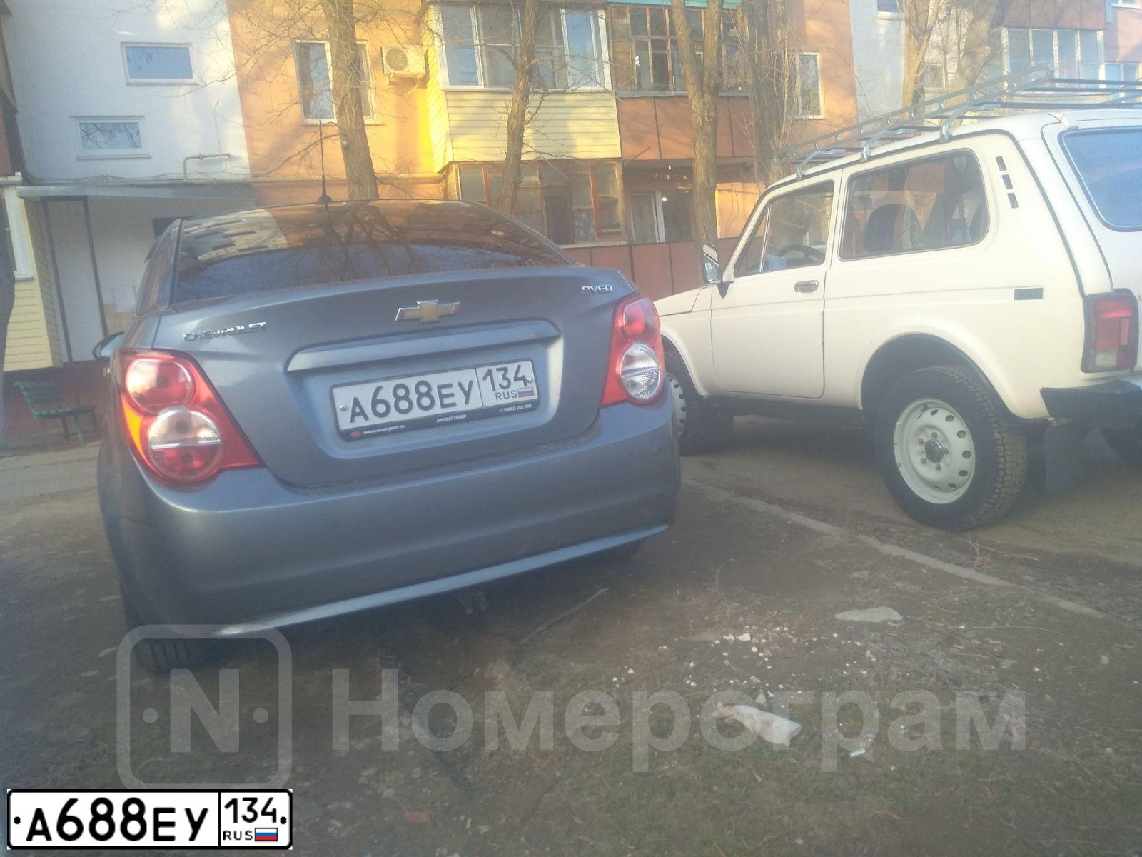 Фото автомобиля CHEVROLET AVEO, 2013 — госномер В168УА193. Цвет: СЕРЫЙ