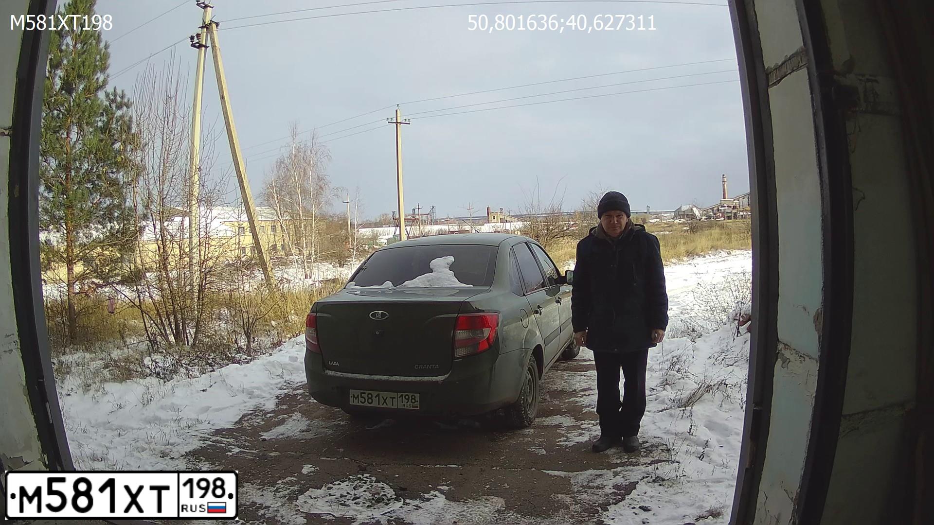 Фото автомобиля LADA 2190 GRANTA, 2013 — госномер У525ЕВ05. Цвет: ОЛИВКОВО-ЗЕЛЕНЫЙ