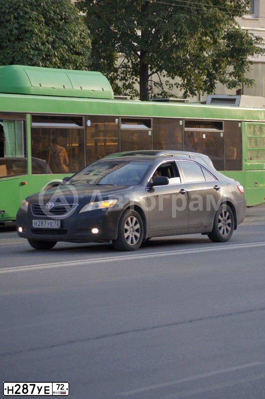 Фото автомобиля TOYOTA CAMRY, 2008 — госномер Н287УЕ72
