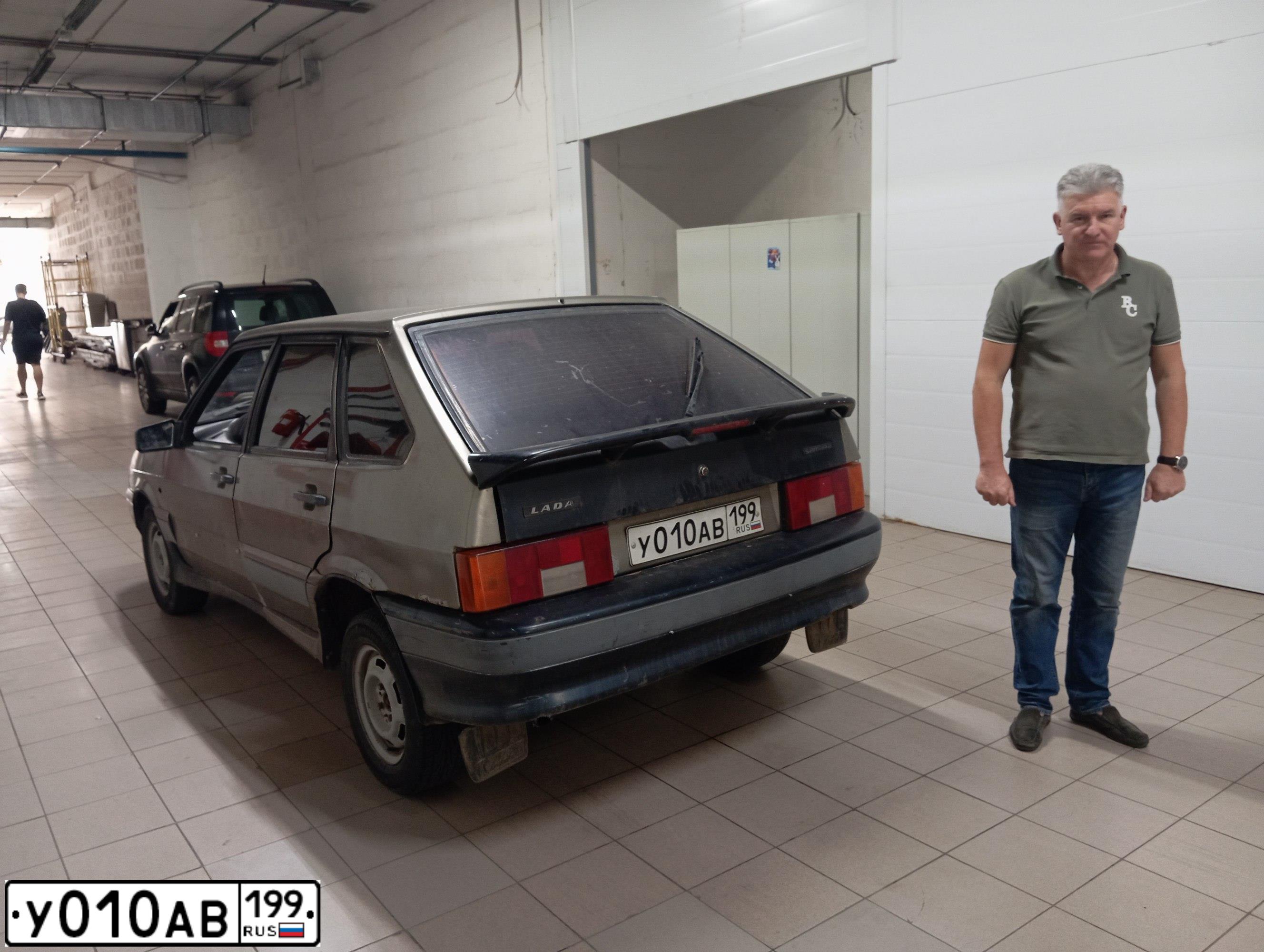 Фото автомобиля LADA 2114, 2002 — госномер Р498КА198
