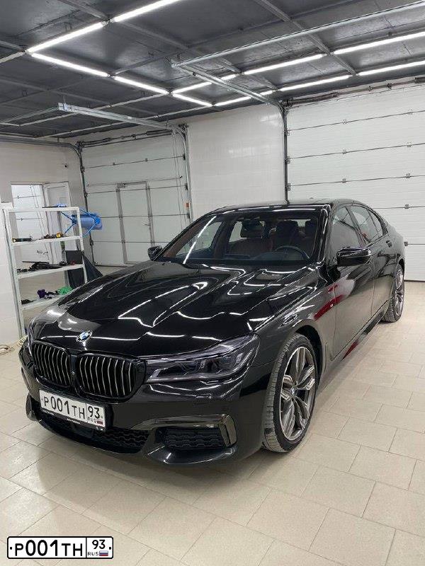 Фото автомобиля BMW SERIE 7, 2009 — госномер М118ТО134. Цвет: ЧЕРНЫЙ
