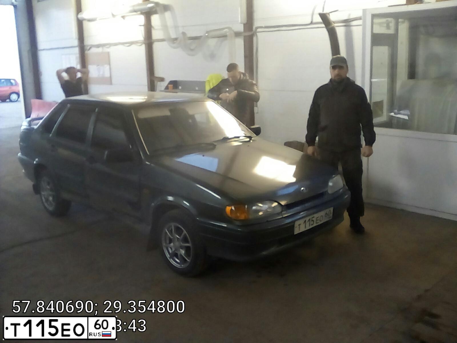 Фото автомобиля LADA 2115 SAMARA, 2010 — госномер Т115ЕО60. Цвет: СЕРО-СИНЕ ЗЕЛЕНЫЙ