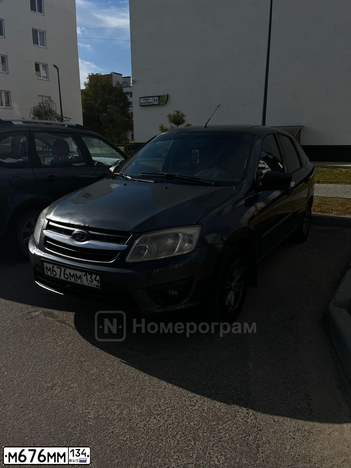 Фото автомобиля KIA SPECTRA, 2008 — госномер М676ММ134. Цвет: АЛМАЗНОЕ СЕРЕБРО