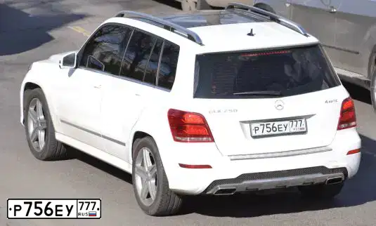 Фото автомобиля MERCEDES GLK-KLASSE, 2014 — госномер Р756ЕУ777. Цвет: БЕЛЫЙ