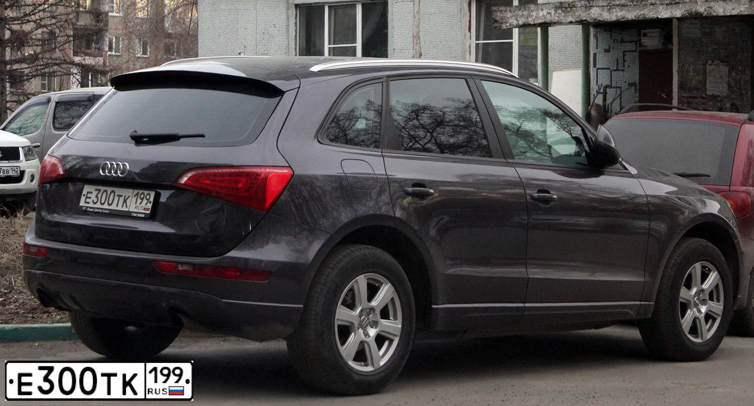 Фото автомобиля AUDI Q5, 2009 — госномер Е300ТК199. Цвет: СЕРО-СИРЕНЕВЫЙ