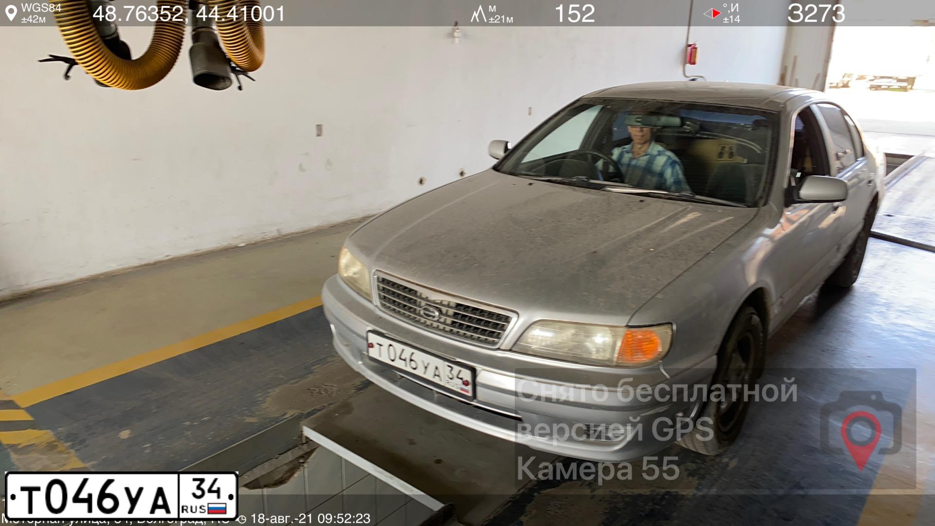 Фото автомобиля NISSAN CEFIRO, 1998 — госномер Т046УА34
