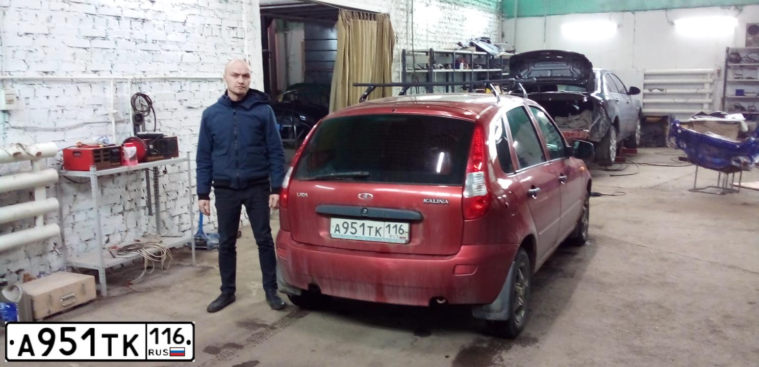 Фото автомобиля LADA 1119 KALINA, 2010 — госномер М817ЕО40. Цвет: СЕРЕБРИСТО-КРАСНЫЙ