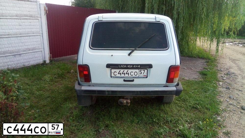 Фото автомобиля LADA 2121 NIVA, 2011 — госномер С444СО57. Цвет: ЯРКО-БЕЛЫЙ