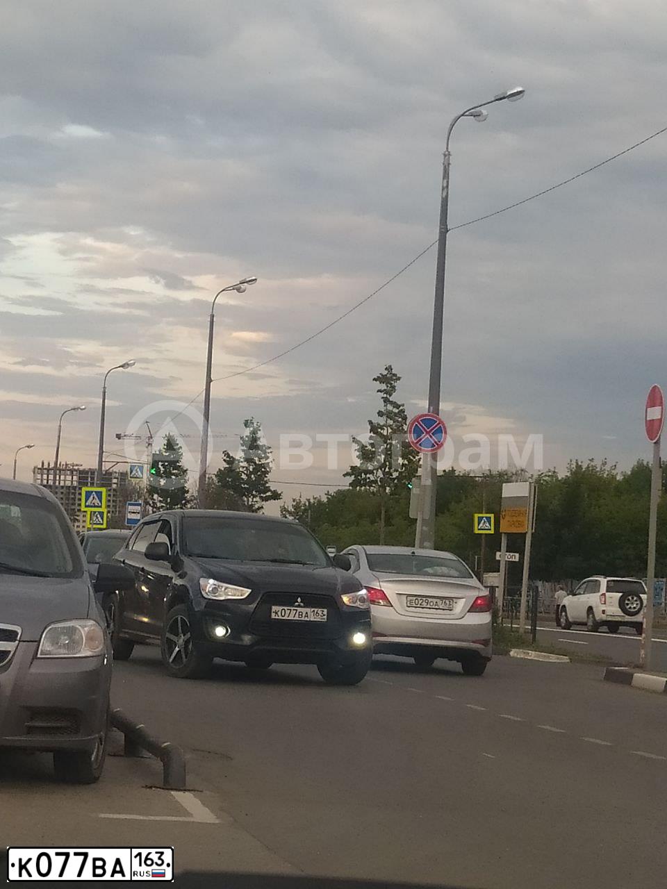 Фото автомобиля MITSUBISHI ASX, 2013 — госномер К077ВА163. Цвет: ЧЕРНЫЙ