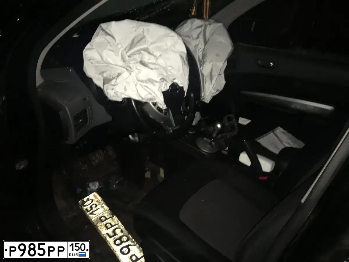 Фото автомобиля NISSAN X-TRAIL, 2008 — госномер К143ВТ136. Цвет: ЧЕРНЫЙ