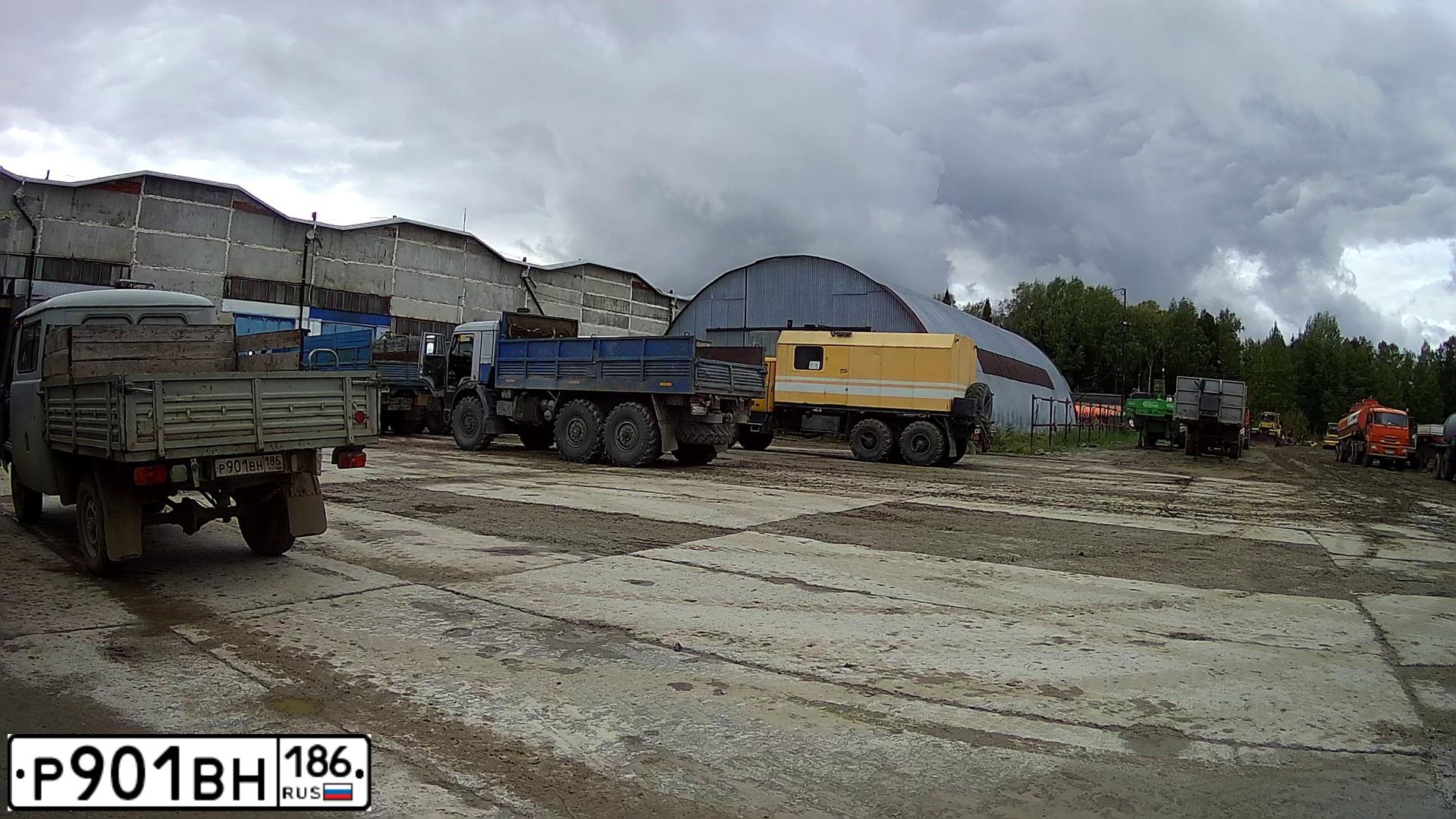 Фото автомобиля UAZ 3909, 2015 — госномер Р901ВН186. Цвет: СЕРЫЙ