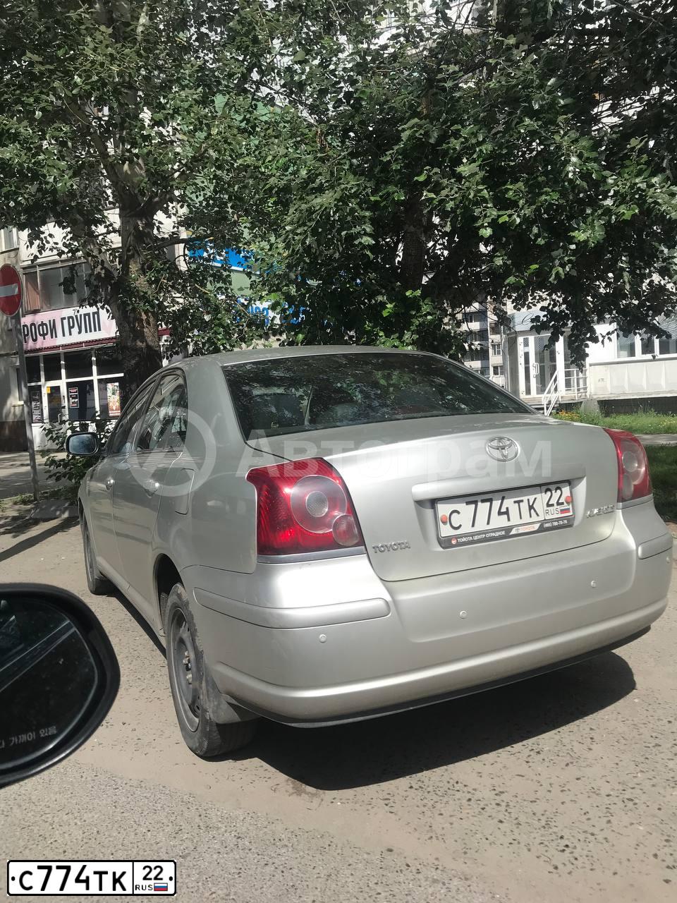 Фото автомобиля TOYOTA AVENSIS, 2007 — госномер С296НН150. Цвет: СЕРЕБРИСТЫЙ