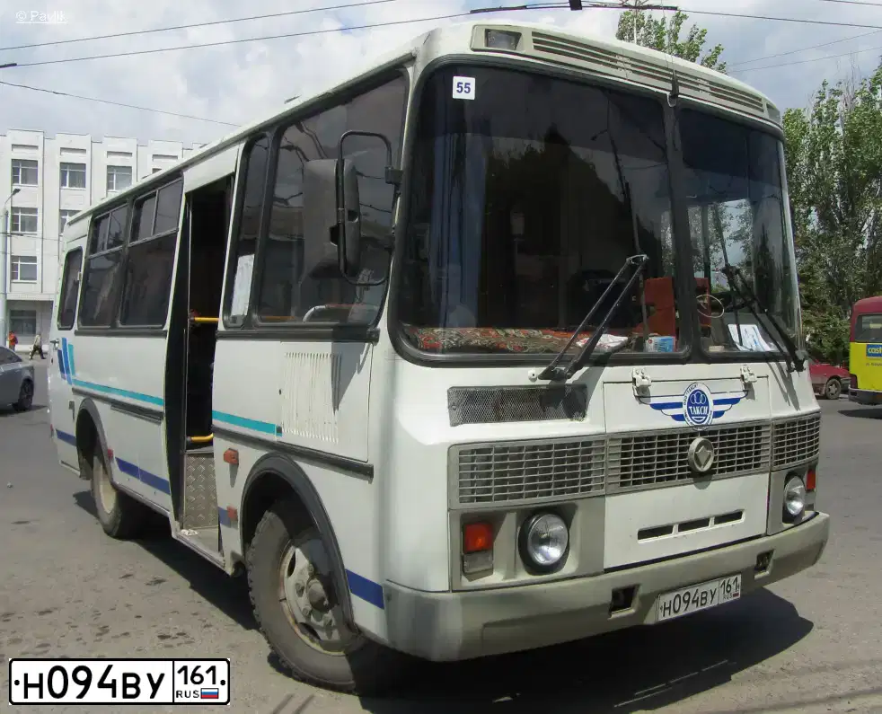 Фото автомобиля PAZ 3205, 2008 — госномер Н094ВУ161. Цвет: Белый