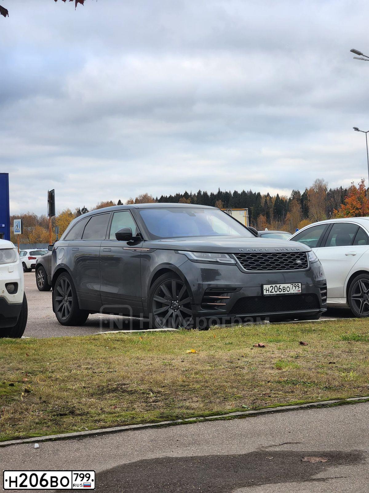 Фото автомобиля LANDROVER RANGE ROVER VELAR, 2018 — госномер Н206ВО799. Цвет: ТЕМНО-СЕРЫЙ