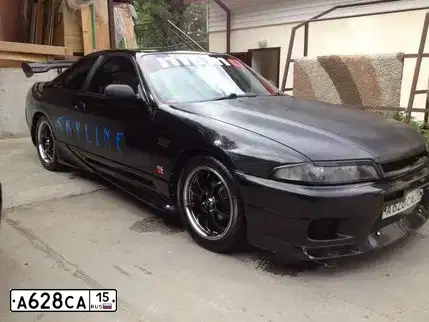 Фото автомобиля NISSAN SKYLINE, 1996 — госномер Н200МО126