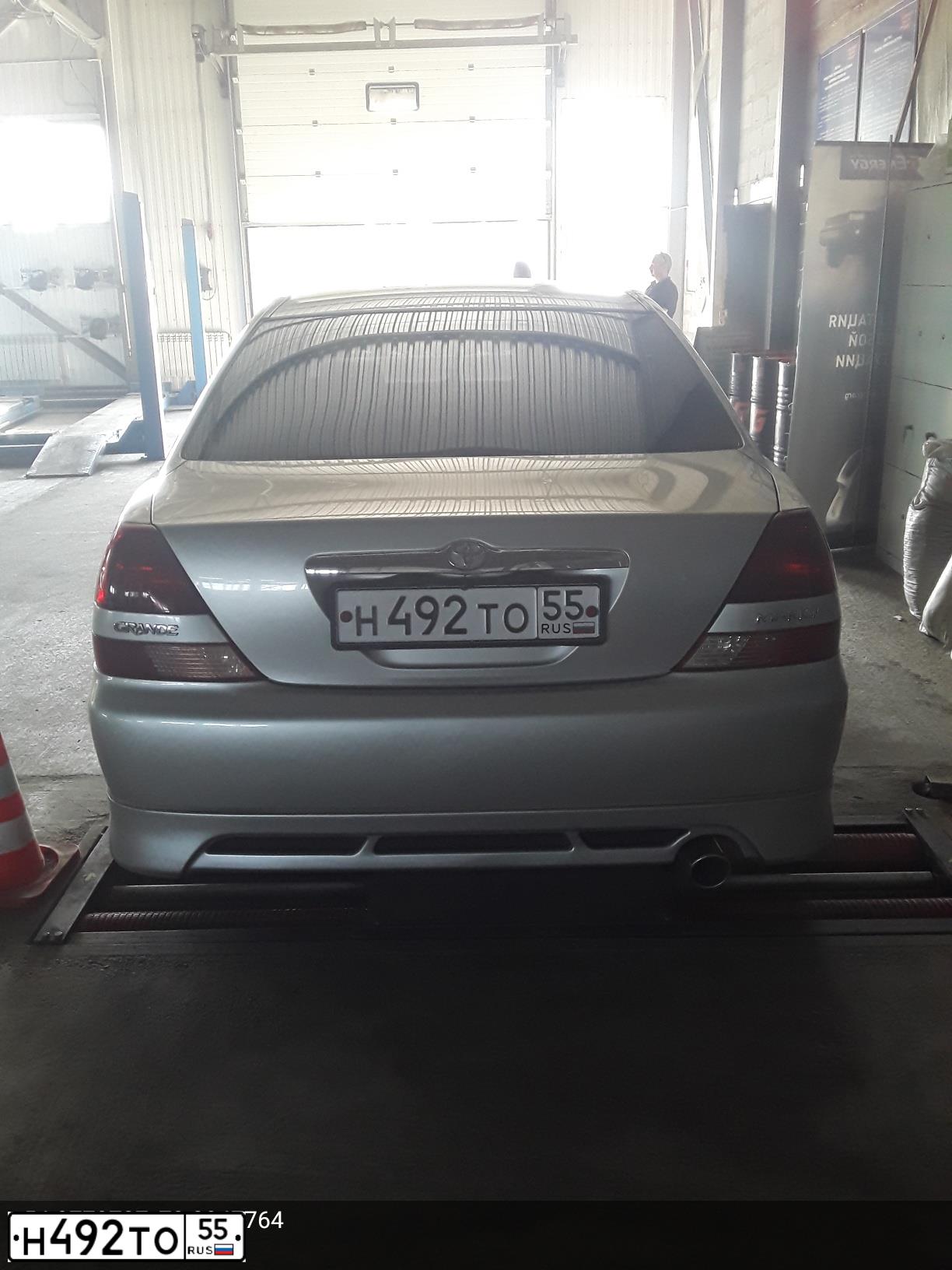 Фото автомобиля TOYOTA MARK II, 2001 — госномер Т440ОС58